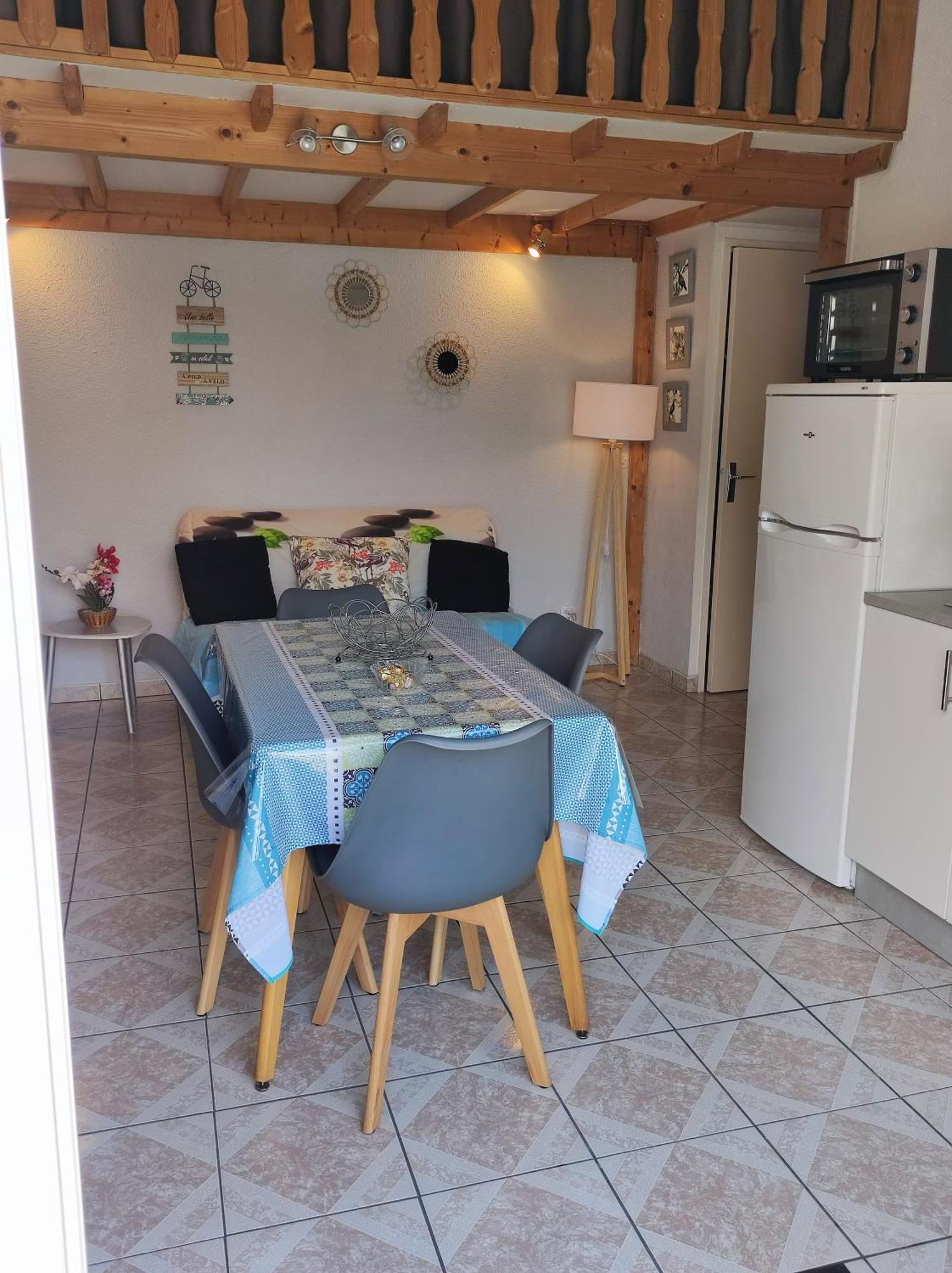 Douce Toison D'or Avec Clim Et Wifi Holiday home *